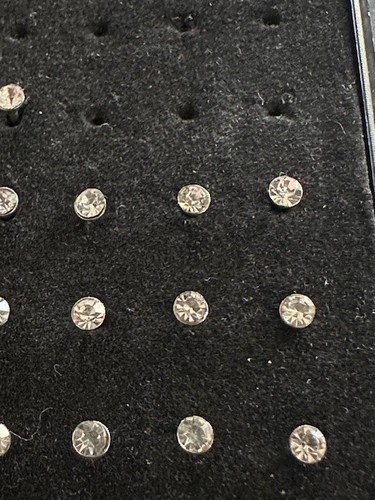 32 PCS Surgical Steel Nose Stud Ring Nostril Pin Bone Studs Piercing Silver - Picture 3 of 8