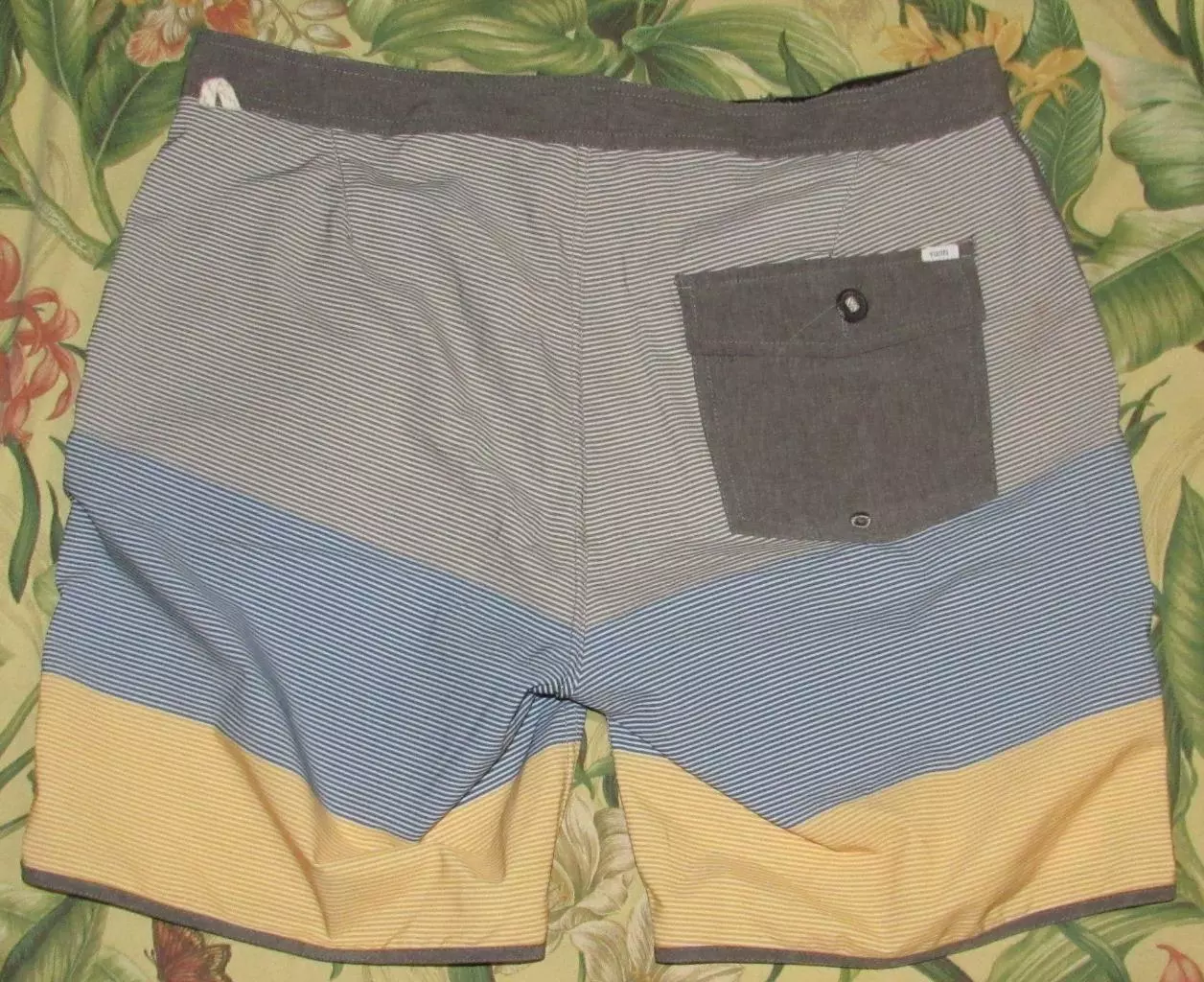 vuori cruise board shorts