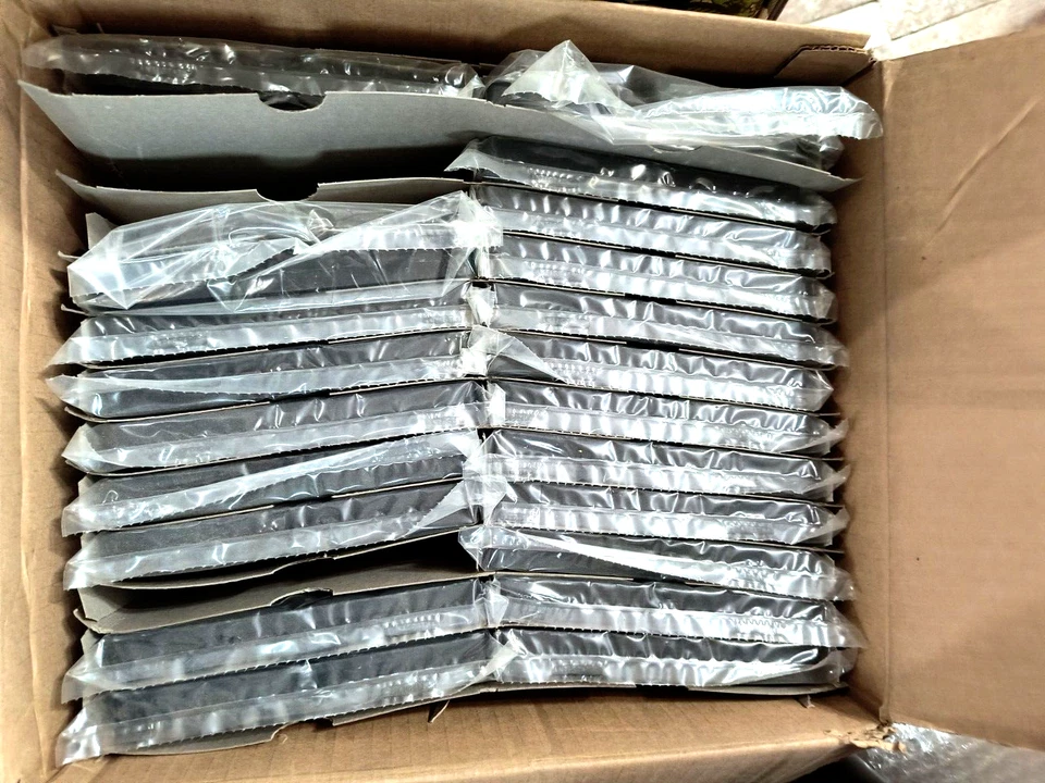 NEW AMP SLOT 1 CPU TERMINATOR CPU CARD INTEL 747775-001 AMP 1364007-2 RM4-BIN33 - Image 3 of 3