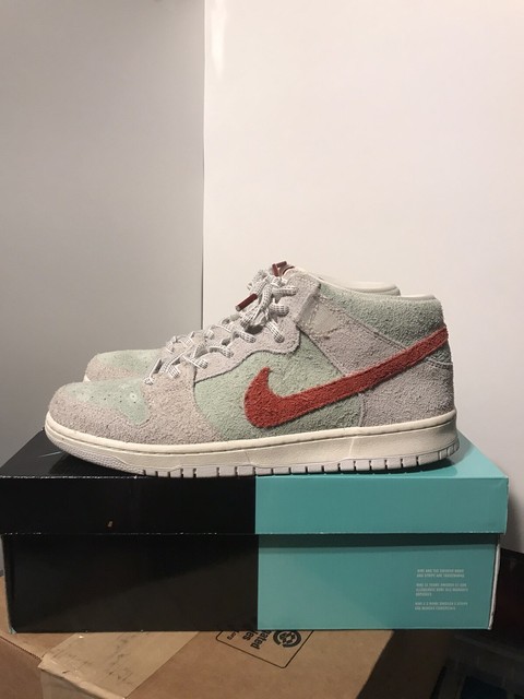 white widow sb dunk