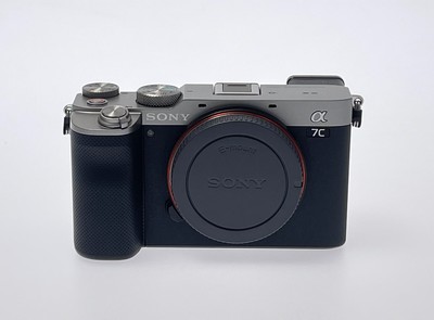 Sony Alpha 7C (ILCE-7CL) System Camera + 28-60mm *3501 Auslösung* MwSt. #C48
