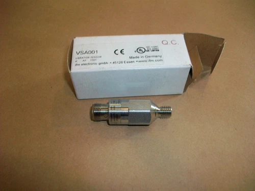 IFM Efector VSA001 Acceleration Vibration Sensor Single Axis  NEW IN BOX