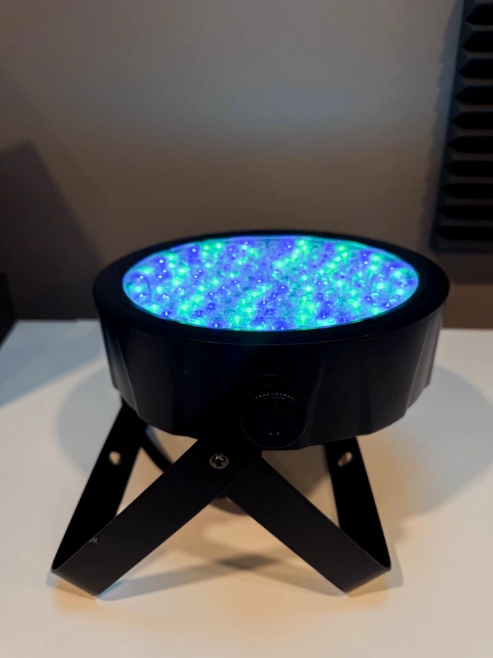 Chauvet DJ SlimPAR 64 RGB LED Wash Light – Great Condition - Image 3 of 4