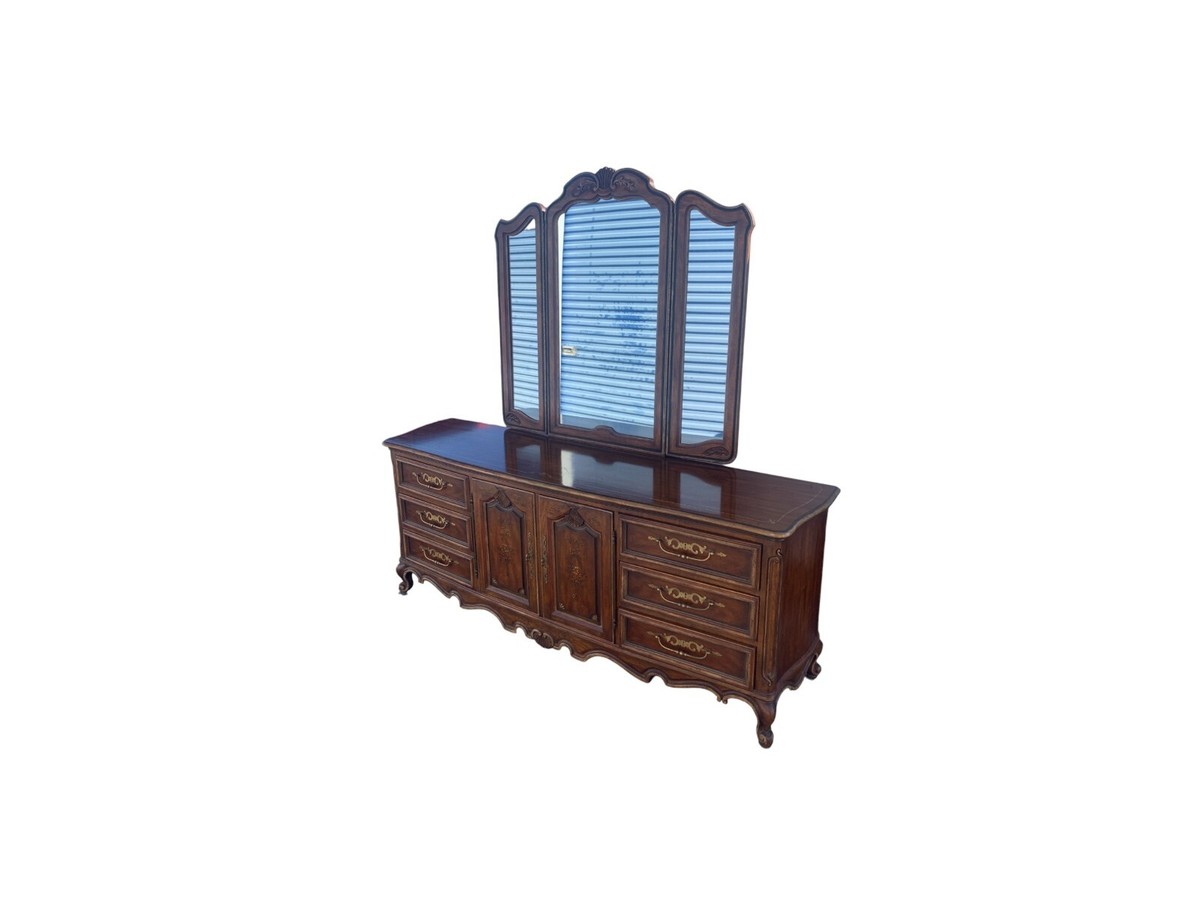 French Provincial Drexel Heritage Brittany Collection Double