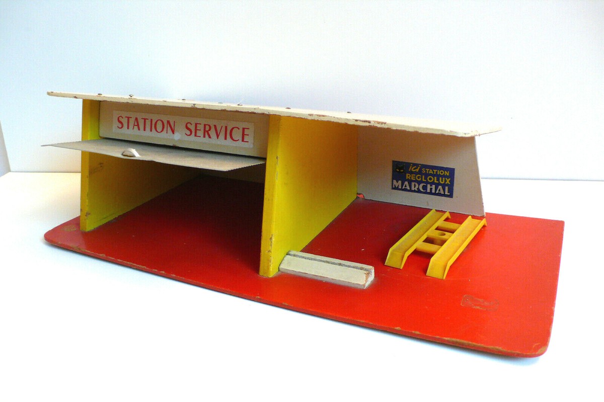 Station-service N7 - Diorama 1/43 - Bois - 39x20x12 Cm - Années 50 (occasion)