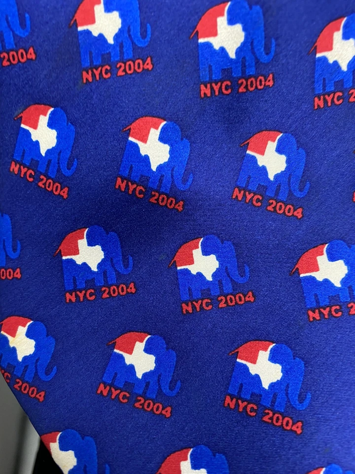 Varsity Vests Silk Republican Elephant Neck Tie Foto 3 de 4