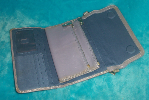 HOBO International Hellgrau Kiesel Leder Crossbody Geldbörse Portemonnaie - GLITZER - Bild 17 von 19
