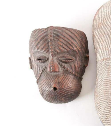 Authentic Luba Mask and Shield Set - Democratic Republic of Congo Artifacts - Picture 2 of 6