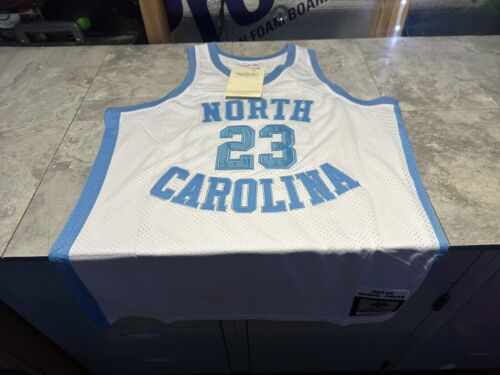 NWT Mitchell & Ness Michael Jordan #23 North Carolina Jersey White XLarge - Picture 5 of 5