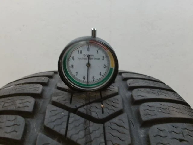 🇫🇷 Pneu PIRELLI SOTTOZERO 3 225 50 18 99 H ♻️ - Photo 3/3