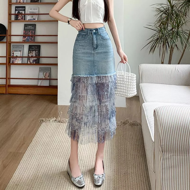 Falda Larga Azul De Denim Con Capas De Tul Bordado Y Perlas CF45846