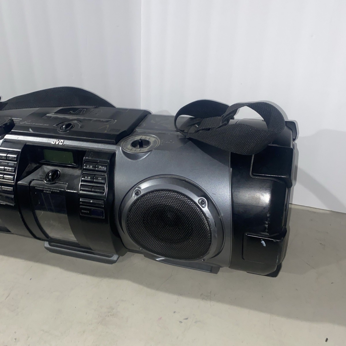 JVC RV-NB70-B ポータブルCD Bluetooth つまみ取れ JVC RV-NB70-B ポータブルCD Bluetooth つまみ取れ