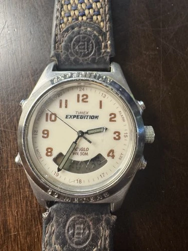 Vintage Timex Expedition Indiglo Analog/Digital Wristwatch (A)