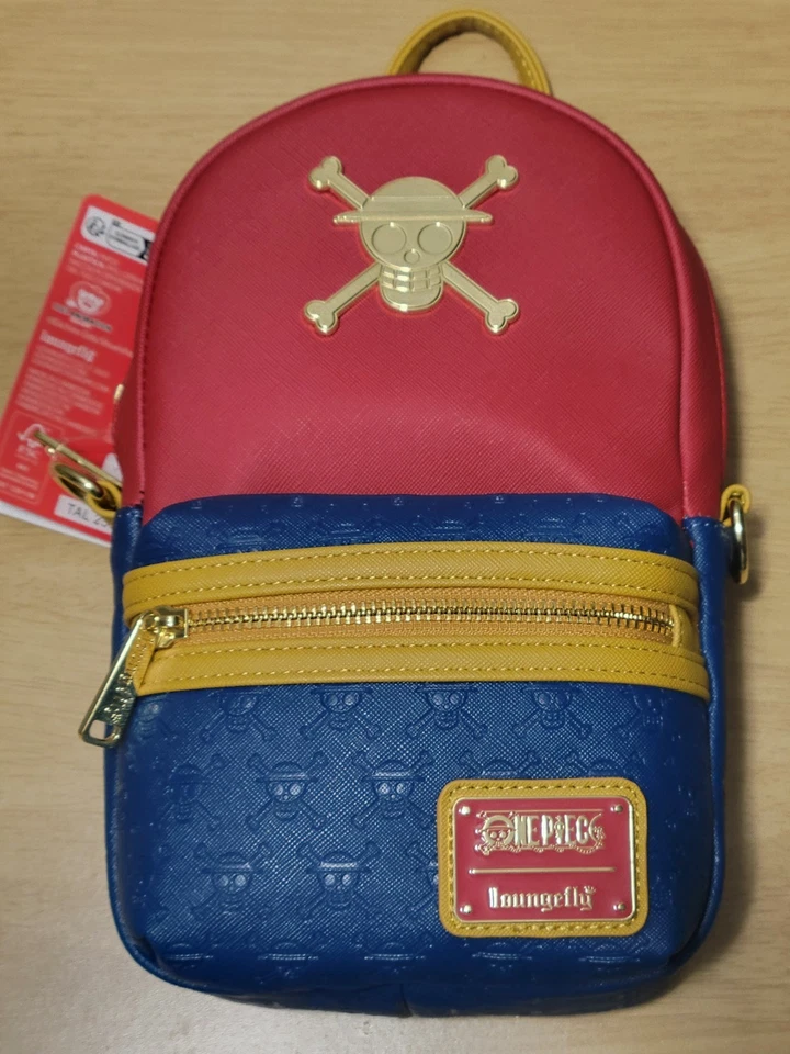 Bandolera convertible Loungefly de una pieza con bolsa para monedas Foto 2 de 4