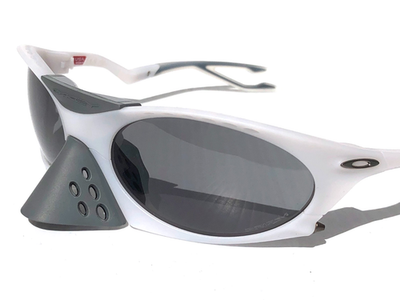NEW Oakley PLANTARIS Matte Vapor White PRIZM Grey Lens Sunglass