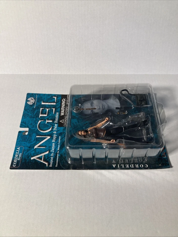 Figura de acción Angel TV Show Cordelia Chase 2001 Buffy The Vampire Slayer nueva Foto 4 de 4