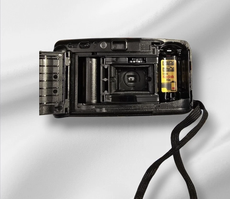 vtg kodak kb28 aspherical kb 28 point and shoot film camera 35mm Works Tested - Image 3 of 4