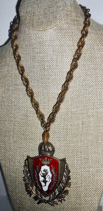 Vintage Royal Rampant Lion Heavy Crest Statement Necklace Red GERMANY N48