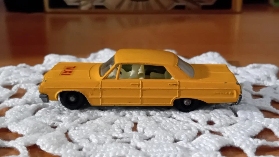 Matchbox-Lesney, N°20: "Chevrolet Impala Taxi". - Immagine 3 di 4