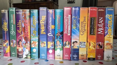 Disney VHS Sammlung mit Aladdin, Peter Pan,  Hercules, Pocahontas, Bambi uvm.