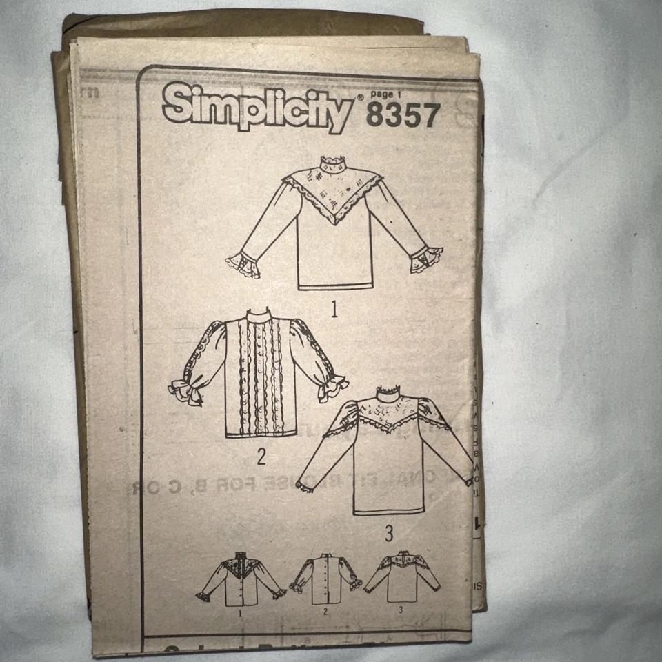 Simplicity 8357 Blouse Sewing Pattern Sz 12 Eur40 Romantic Victorian Vintage - Image 4 of 4