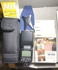 Nikon Speedlight SB-900 Shoe Mount Flash W/ As-21 Stand, Accessories Case
