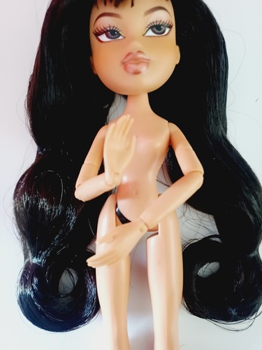 Bratz x Kylie Jenner Nude Replacement Doll Fashion Doll Long Hair - Picture 10 of 11