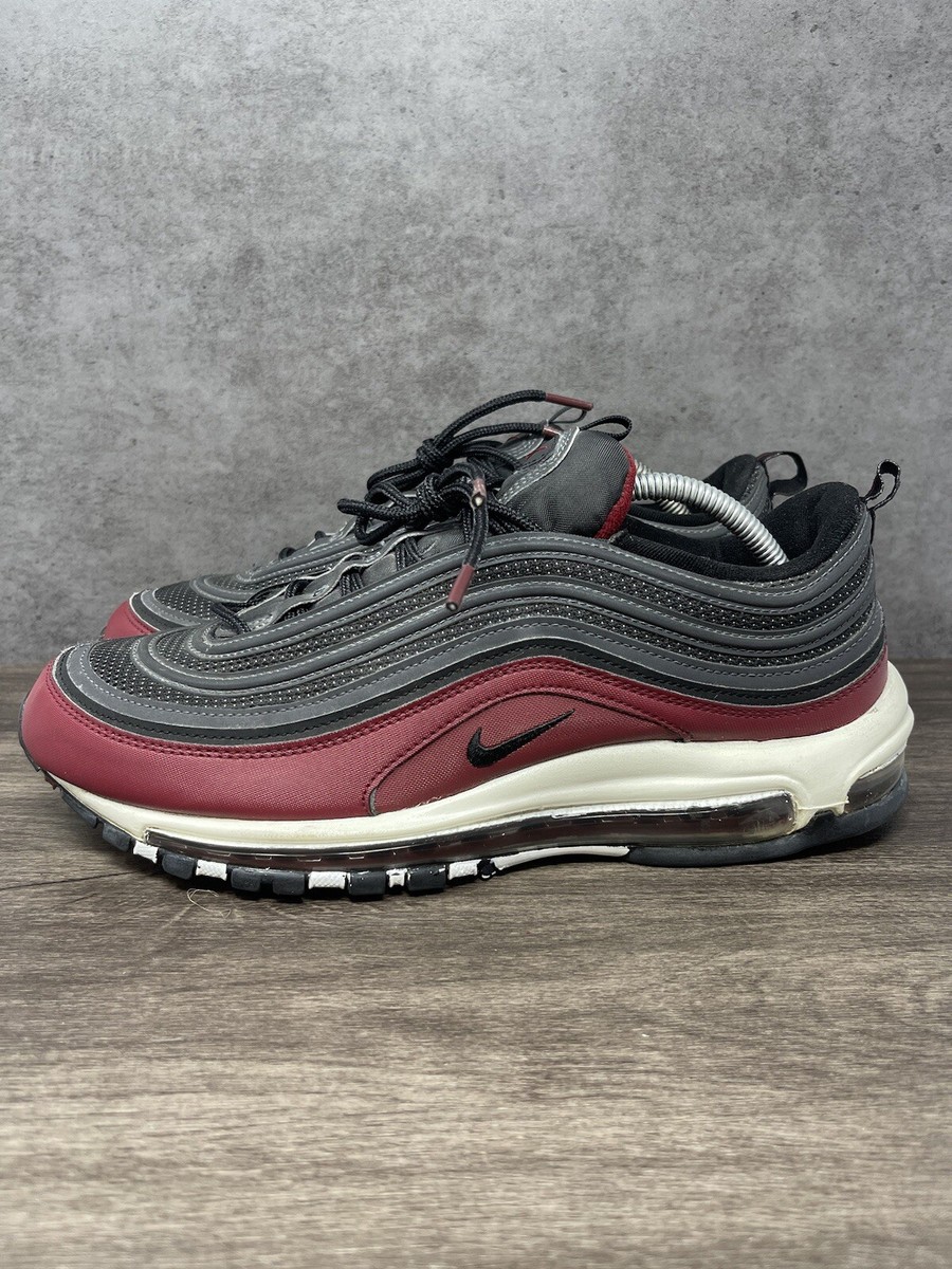 nike air max 97 se trainers in red and grey