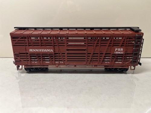 AHM Roco - HO Scale - Pennsylvania RR 40’ Stock Cattle Car - PRR 135427 - Nice! - Picture 2 of 13