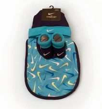 Nike Turquoise White Black 3 Piece Set Bib Socks & Hat Newborn 0-6 Months NEW