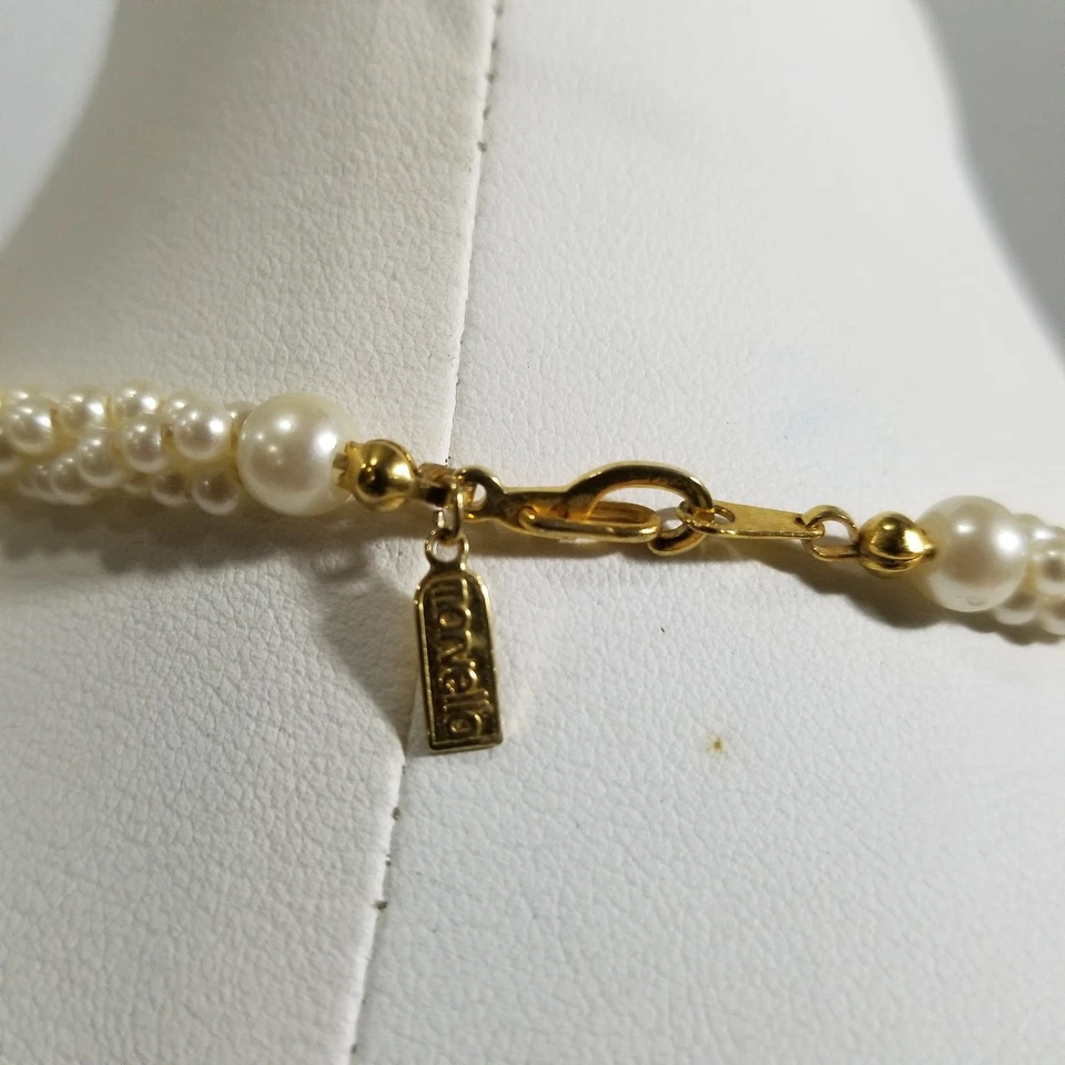 Marvella Pat 537985 twisted small faux pearl necklace 1.1691 - Image 3 of 4