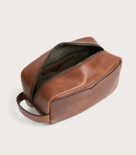 New Tecovas Men Brown Bartlett Travel Kit Bovine Leather Zip Printed Letters Bag - Picture 3 of 11