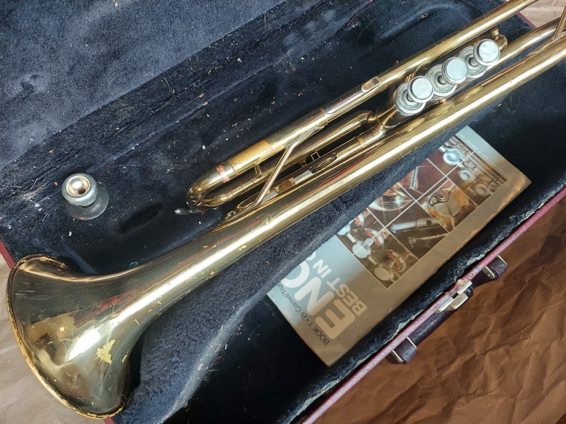Holton Collegiate T602 Trumpet, USA, With Case/MP, Very Good