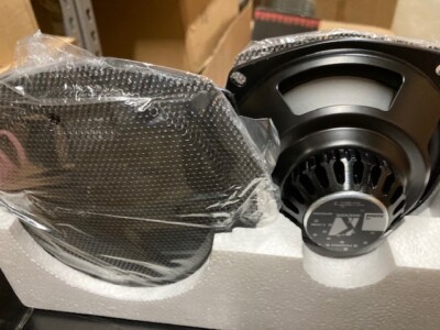 VICTORY 2011-14 CR/HDB FAIRING AUDIO KIT POWERED BY KICKER 2878560.  BELOW COST!