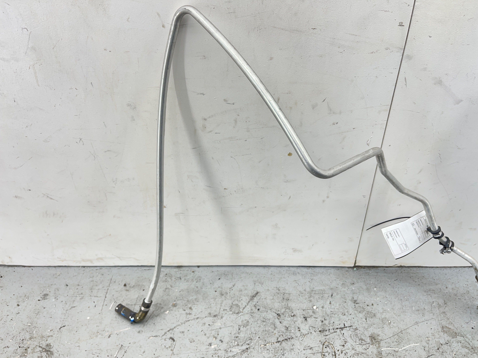 2020-2023 MCLAREN GT 4.0L ENGINE HOSE COOLANT PIPE LINE 14LA035CP OEM 2021 2022