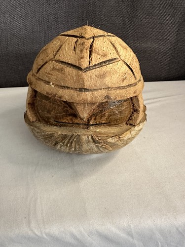Hand Carved Coconut Shell Husk Sea Turtle Brown Folk Art Sculpture Rustic - Picture 3 of 7