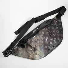 Louis Vuitton Discovery Bumbag Monogram Galax...