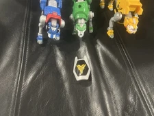 Voltron Metal defender  Loose Without Box Missing Red Lion