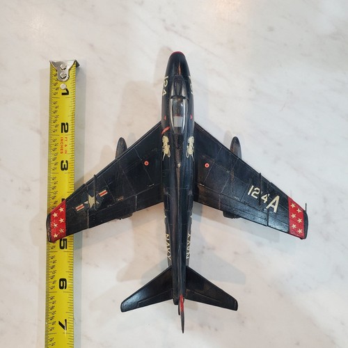 Vintage North American FJ-2/-3 FuryCarrier fight 1/72? 48? Plastic Model Plane - Picture 10 of 14