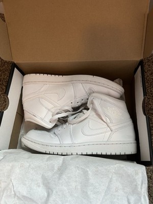  Triple White  Air jordan 1 mid size 7