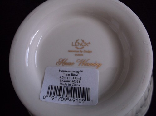 Lenox Lot Of 3 Ivory Pieces, Vase, Bowl, Basket all Trimmed in Gold - Picture 4 of 12