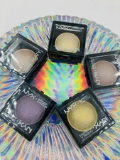 NYX BAKED EYE SHADOW