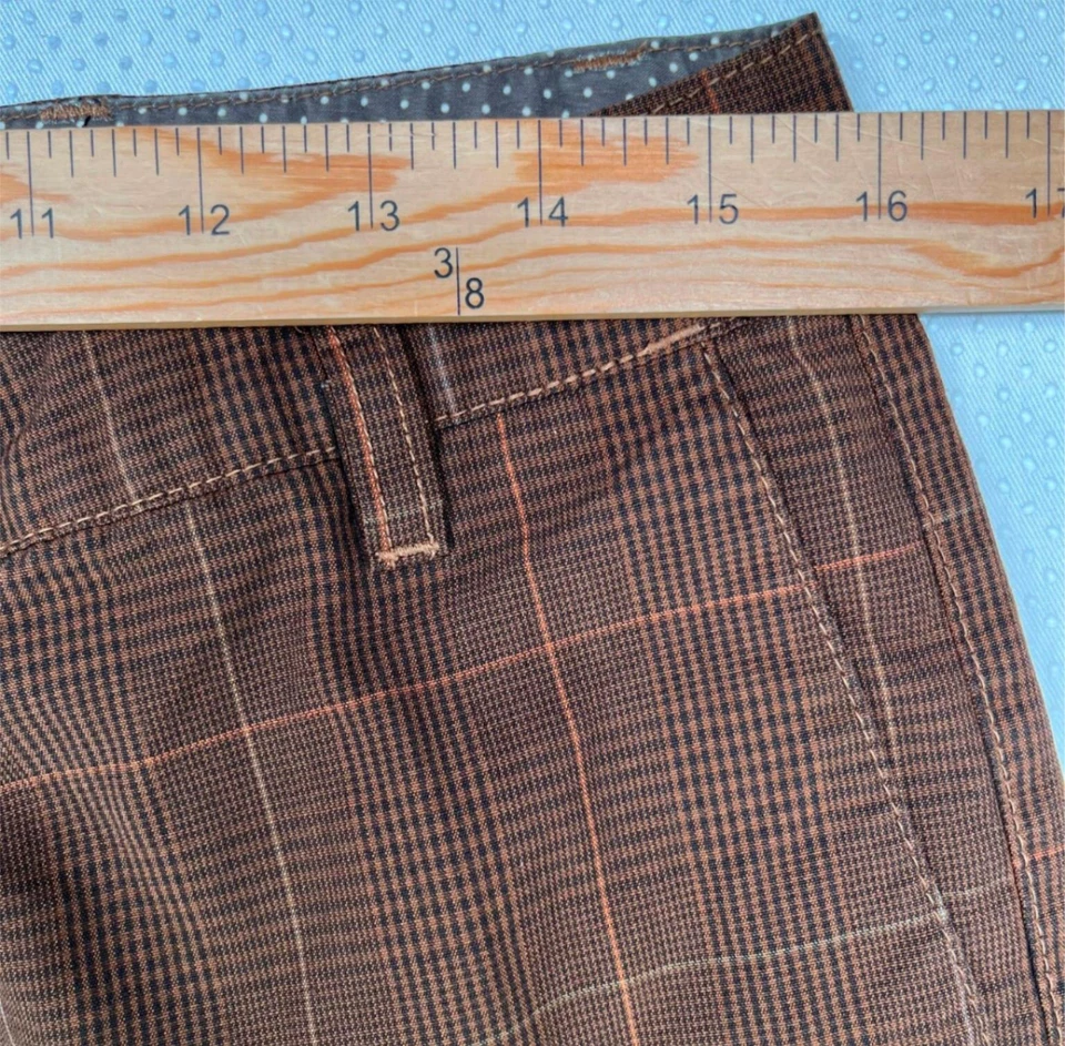 Pantalones cortos de golf chinos a cuadros Lost para hombre tiro medio frente plano preppy informales marrones talla 33 Foto 3 de 4