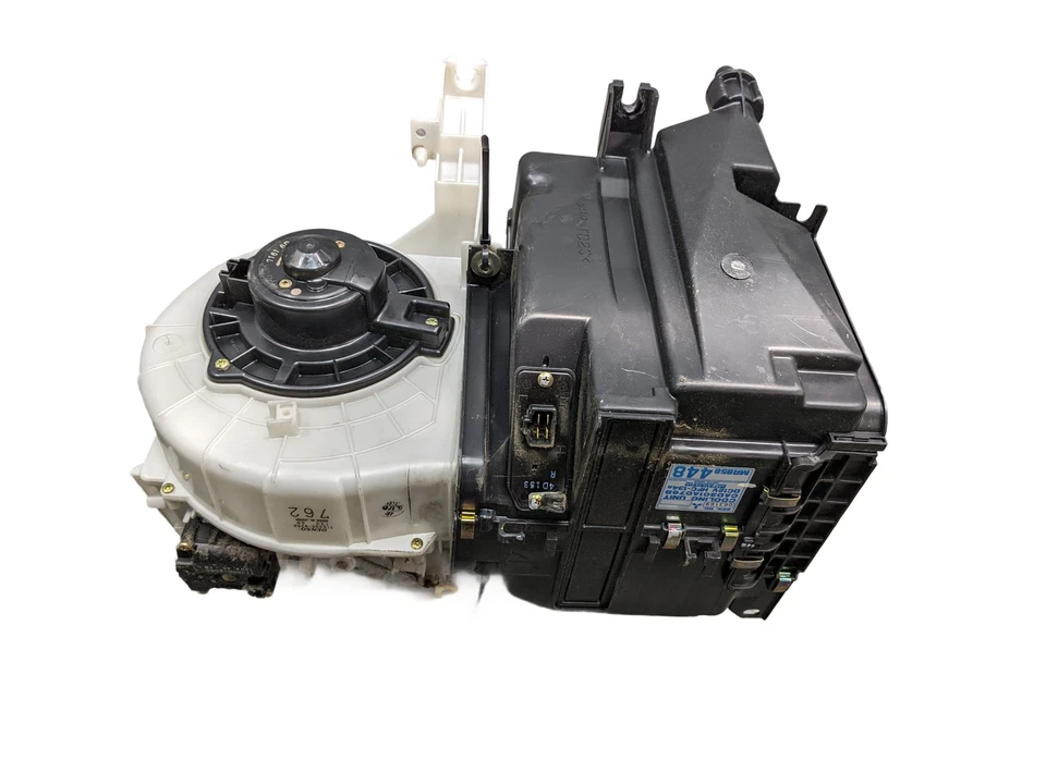 00 - 04 Mitsubishi Montero Sport unidade central do aquecedor AC ventilador motor carcaça fabricante de equipamento original - Imagem 4 de 4