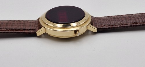 Tiffany & Co 14ct Gold Vintage 1970's LED Digital Gents Watch on New Strap. - Picture 11 of 16
