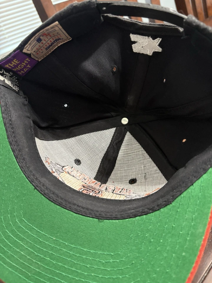 Vintage 90’s San Francisco Giants SnapBack Hat Rare Pin Stripes By Starter - Image 3 of 3