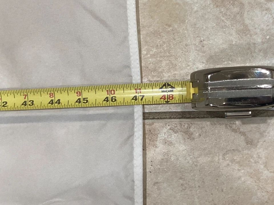 Ford Motor Company  FLAG  67X47 NO IDEA WHERE THIS HUNG OR FLEW - Image 4 of 4