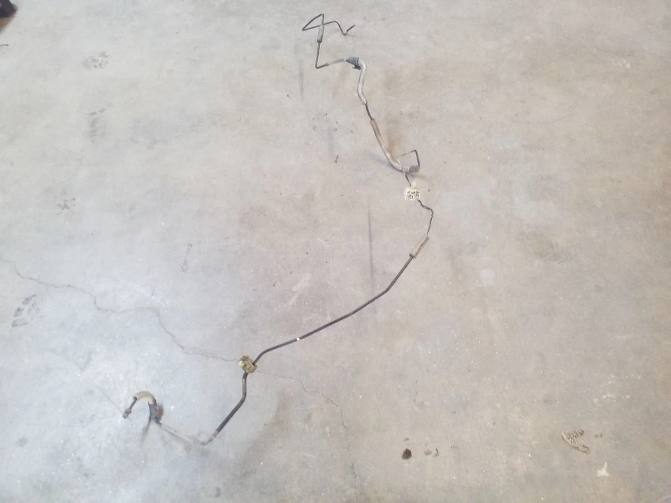 Módulo ABS para línea de manguera de freno delantero derecho | Se adapta a Ford F250 F350 2005-2006 Foto 2 de 4