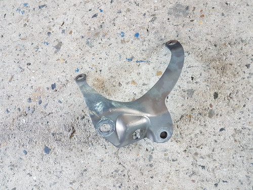 BMW 1er F20 F21 3er F30 F31 N13 Halter Katalysator 8604854