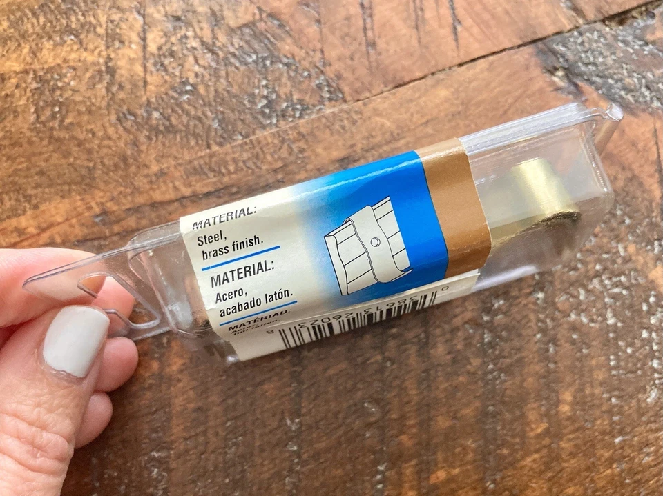 NUEVO Antiguo Stock National Hardware Ganchos Moldura Latón 75 Lb Paquete de 4 V2544 N260-232 Foto 4 de 4